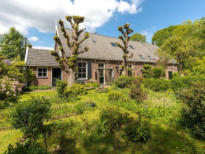 E. Ludenstraat 3 HUIZEN