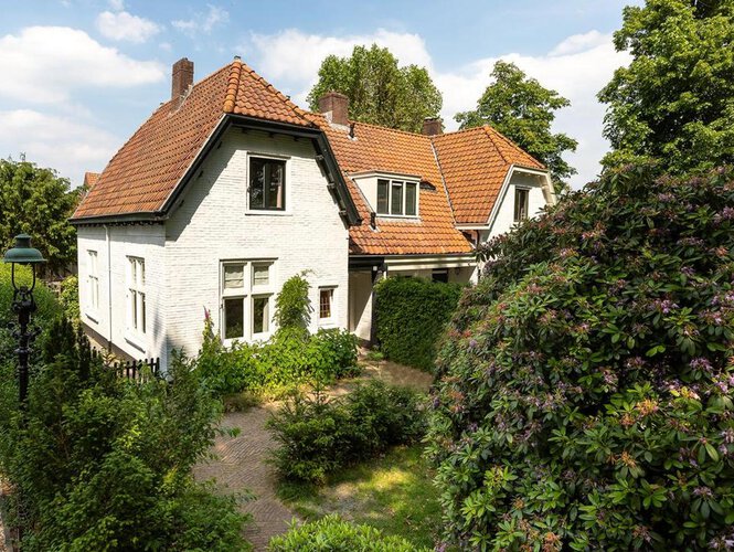 Velthuijsenlaan 8 LAREN