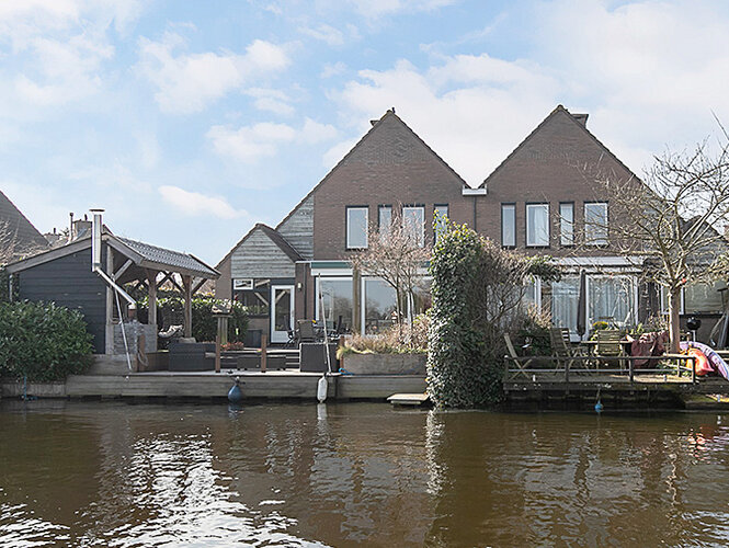 Te koop 2-onder-1-kap aan open vaarwater Merlenhoven Heemstede Anna Blamanlaan 43 HEEMSTEDE