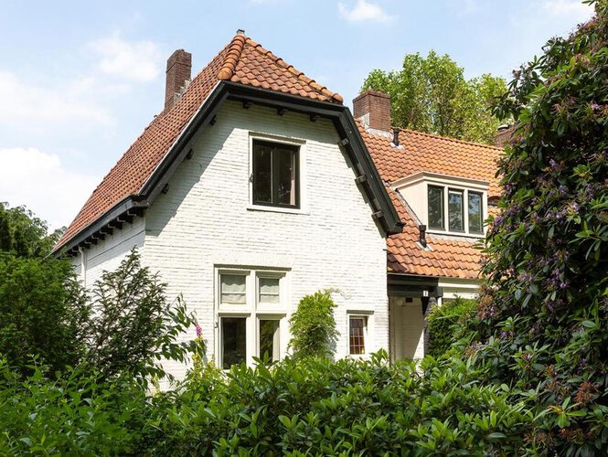 Velthuijsenlaan 8 LAREN