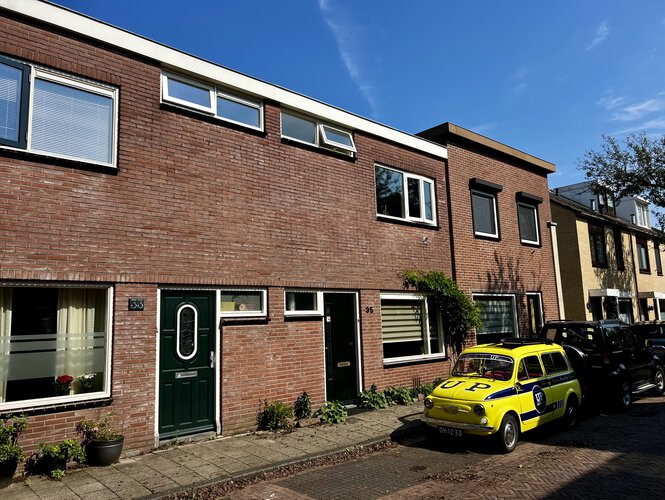 Tussenwoning te koop aan de Lombokstraat in Heemstede Heemstede
