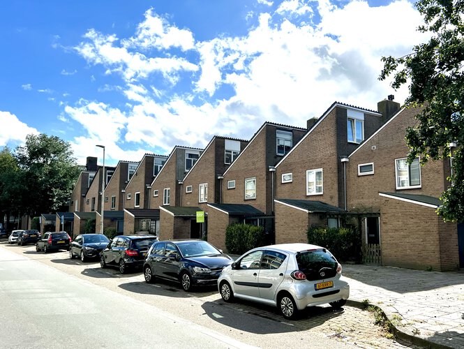 Tussenwoning met tuin zuid te koop in Haarlem Haarlem